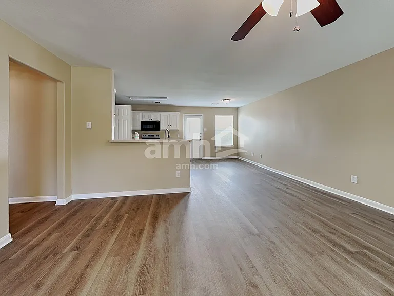 4530 Nueces River Loop — Photo 5