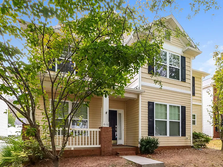 6110 Colonial Garden Dr — Photo 4