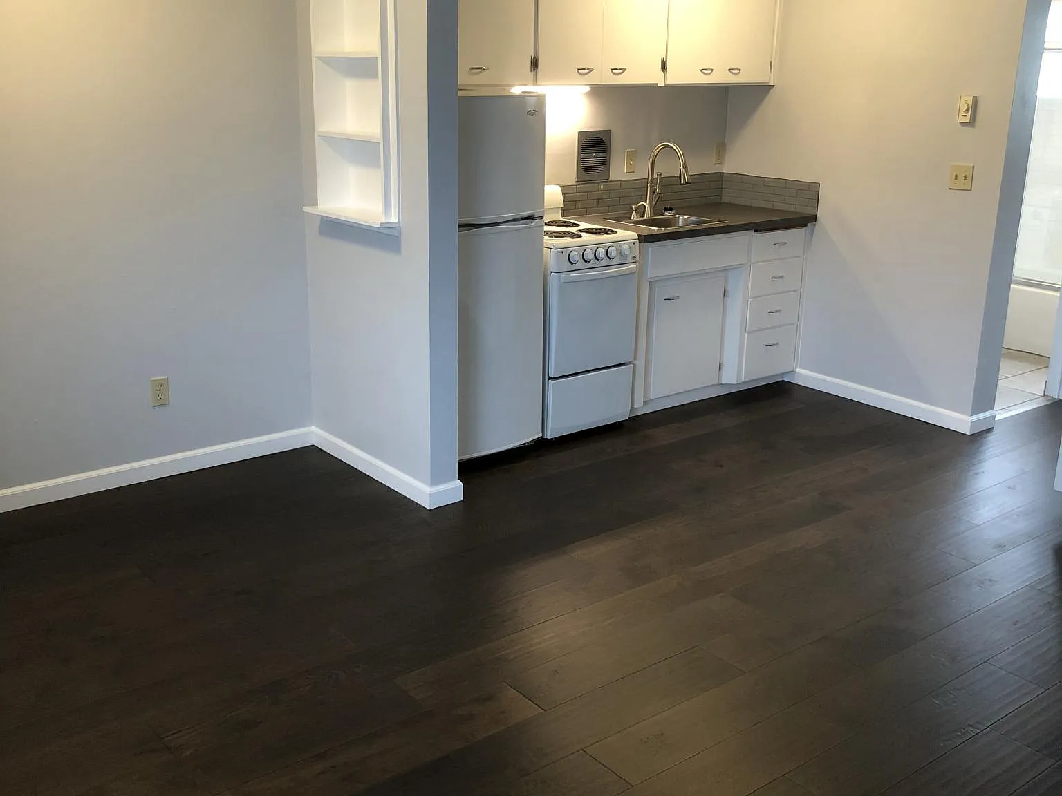 1809 H St SE — Photo 2