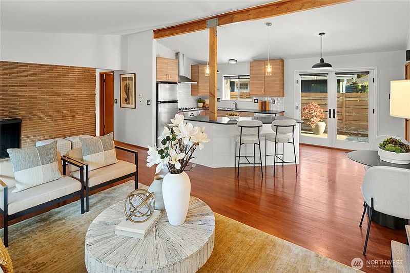 3rd image of 263 N 171st Street