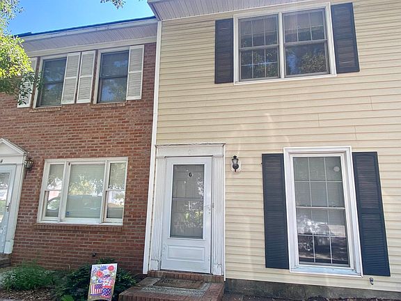 2nd image of 6700 Jefferson Pl. #G