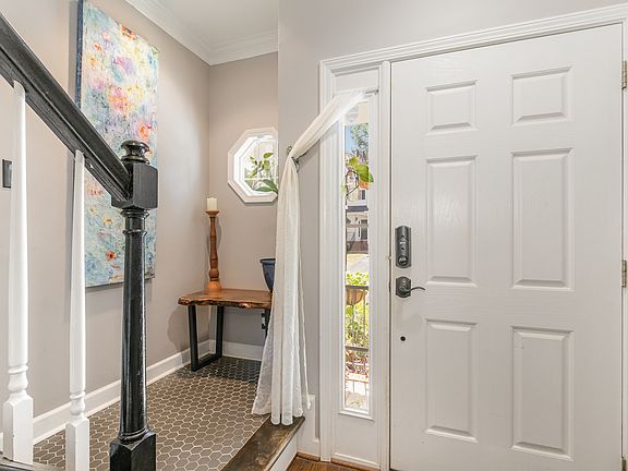 4th image of 4610 Asterwood Dr