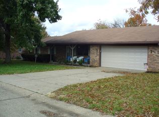 8866 Hickory Ln, Newburgh, IN