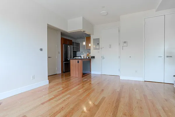 Rented by ERNY LLC | media 35