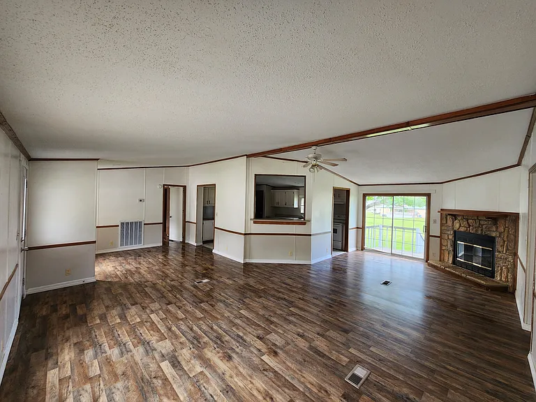150 Lone Star Ln — Photo 14