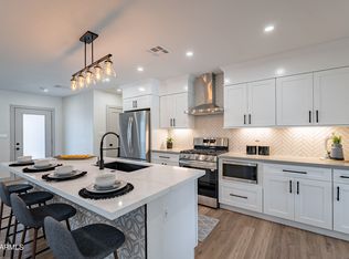 2909 N Evergreen St, Phoenix, AZ 85014