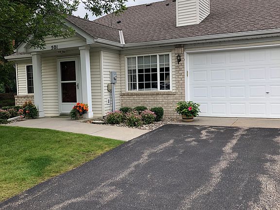 2nd image of 501 Mission Hills Dr