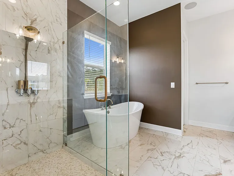 351 Sawgrass Dr — Photo 22