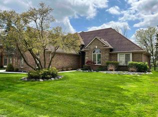 43333 Chardonnay Dr, Sterling Heights, MI 48314