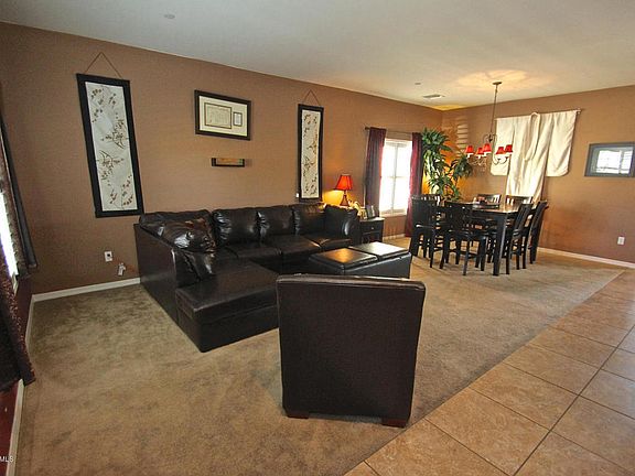 4th image of 903 W Via De Gala