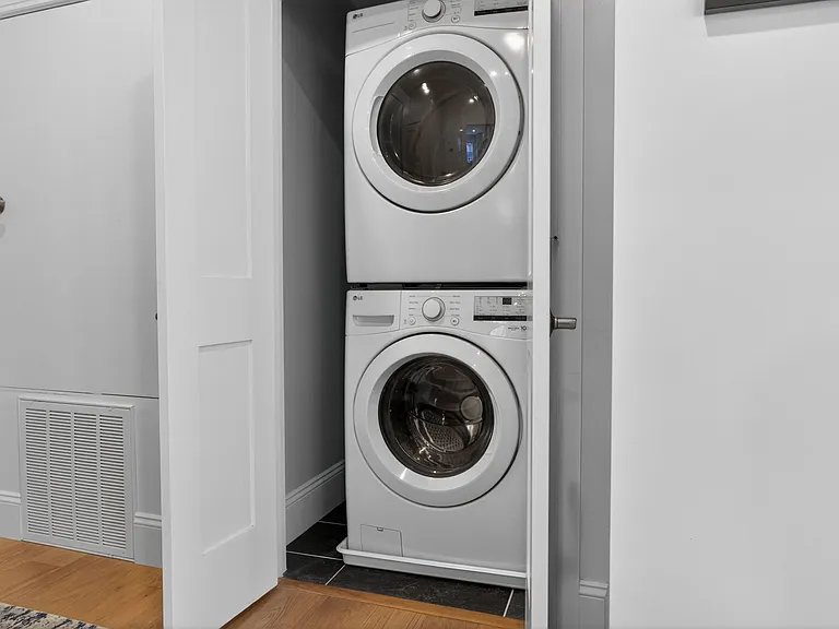 21 Glen Rd #13 — Photo 9