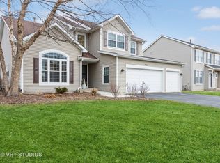 7511 Boxwood Ln, Plainfield, IL 60586