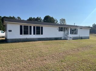 181 Longview Lake Rd, Garland, NC 28441