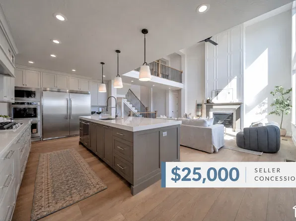 695 W Hidden Farm Dr, Farmington, UT 84025
