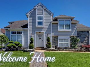 123 Kentucky Way, Freehold, NJ 07728