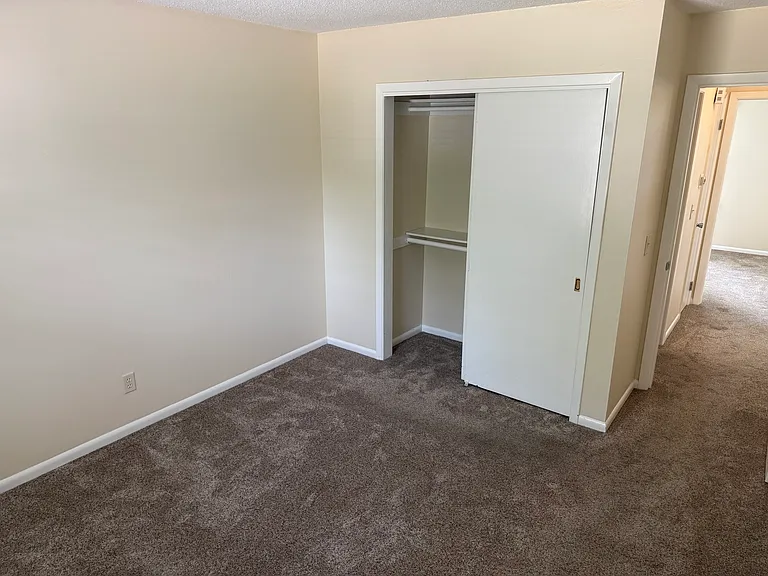 2911 High Point Dr — Photo 9