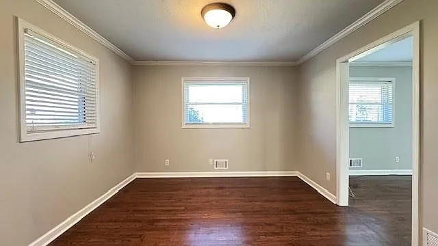 552 Sybil Ln SE #B — Photo 14