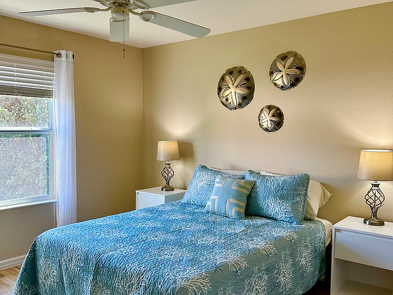 Second Bedroom. Queen Bed,