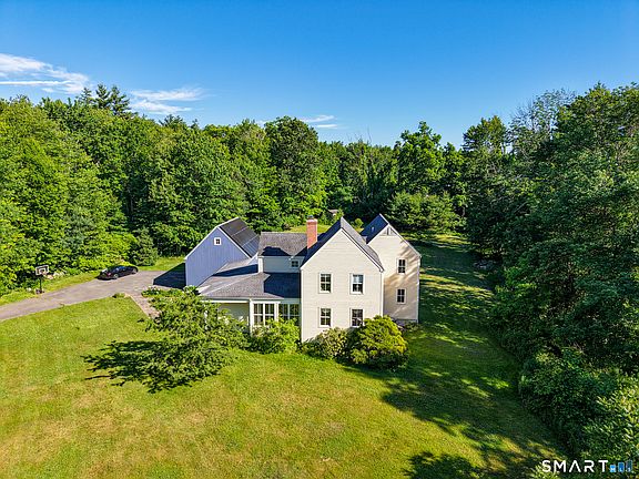 2nd image of 47 Indian Hill Road