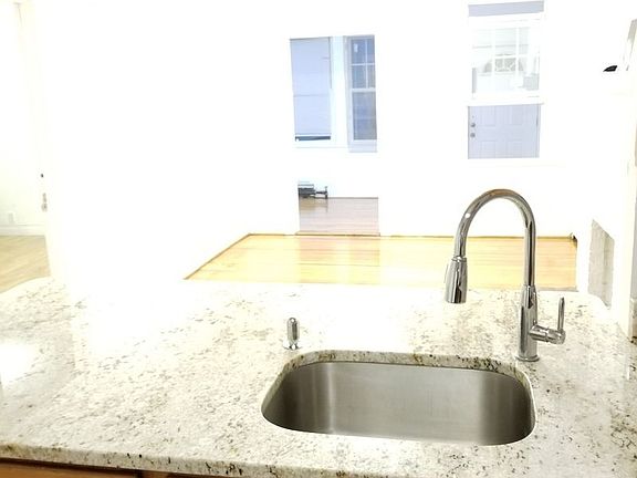 4th image of 148 Beach 4 St #4