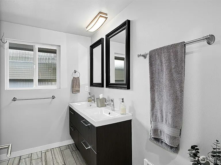 1st image of 11807 51st Ave NE #1