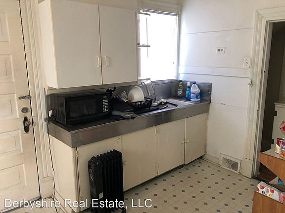 4th image of 1411 11th St #1