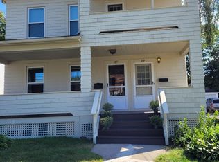 37 Woodmere Rd, West Hartford, CT 06119