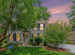 18730 W 115th Ter, Olathe, KS 66061