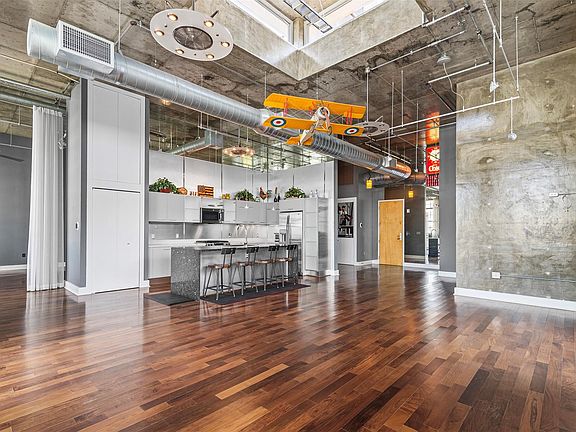 5th image of 410 NW 1st Avenue #701
