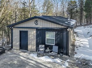 9559 Stoops Rd, Dillsboro, IN 47018