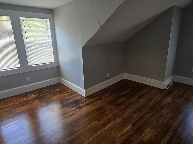 116 Boston St #2L — Photo 11