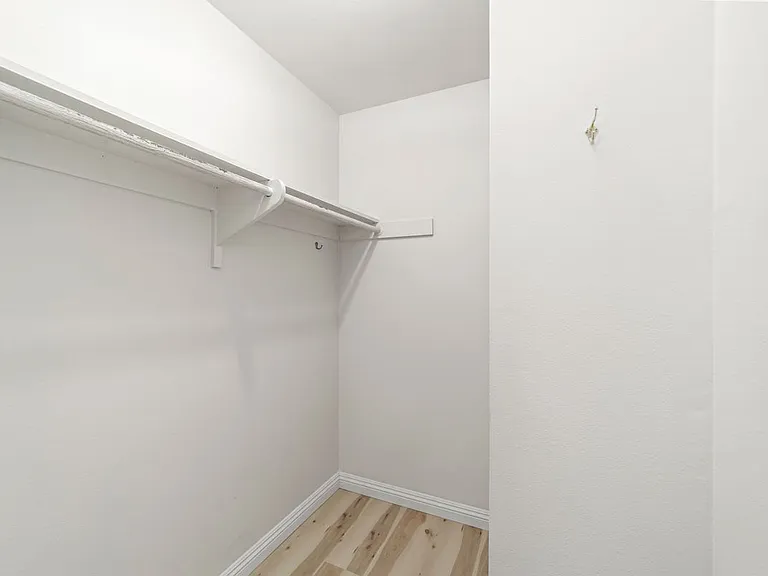 2438 Pepper St — Photo 15