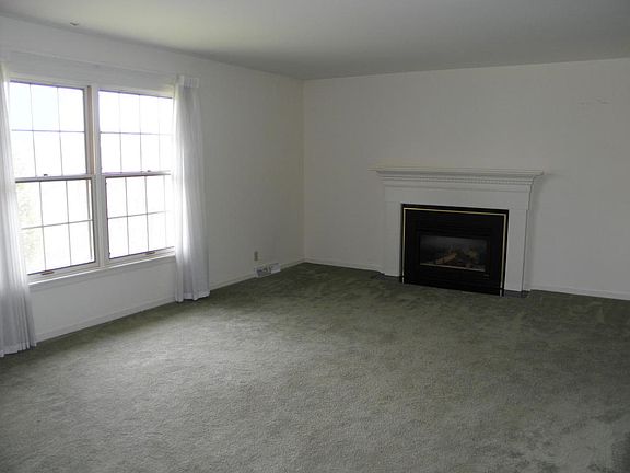3rd image of 2016 Northwood Dr