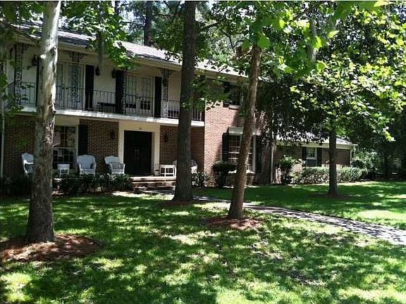 2nd image of 113 Old Tavern Ln