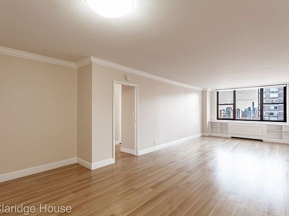 5th image of 201 E 87th St APT 29R
