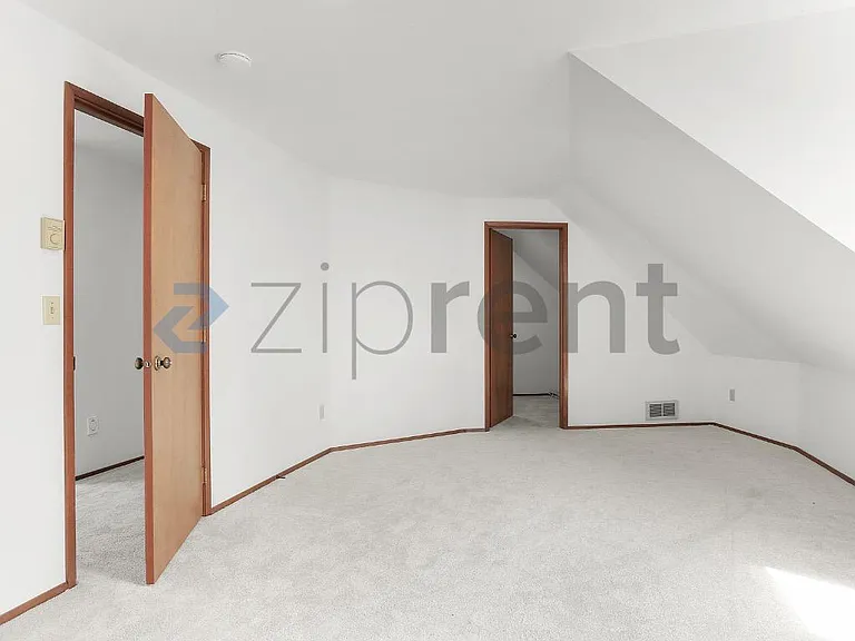 10655 Woodinville Redmond Rd NE — Photo 14