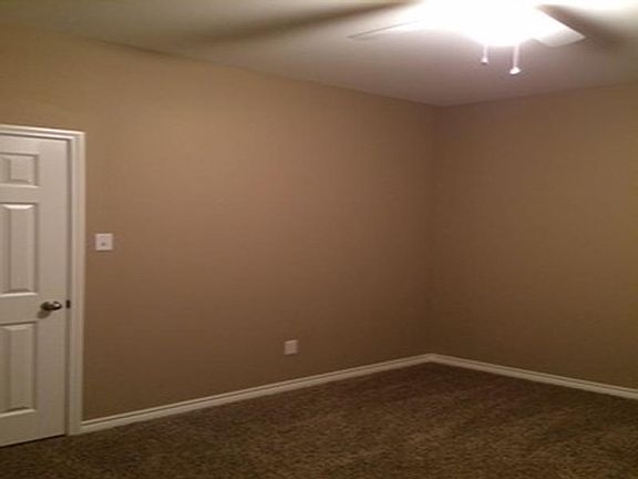 3rd image of 104 Lemons Dr