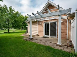 1401 3rd St SW APT 111, Waverly, IA 50677