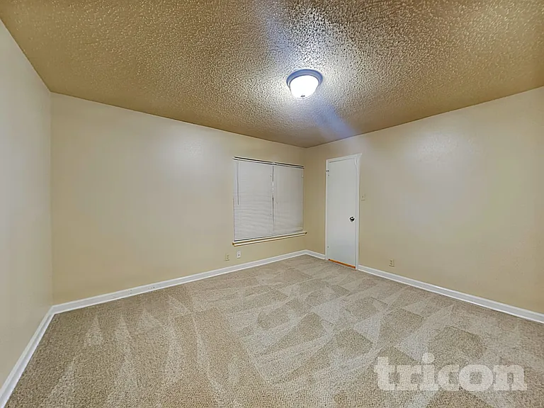 7511 Micron Dr — Photo 12