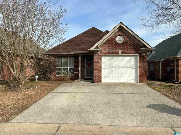 3061 Summit Dr, Fultondale, AL 35068