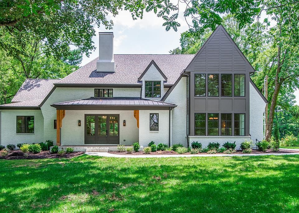 1st image of 3929 Woodlawn Dr
