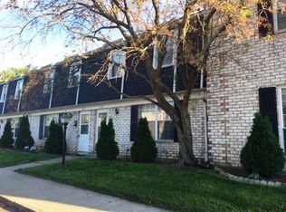 2245 Crew Cir, Dayton, OH 45439