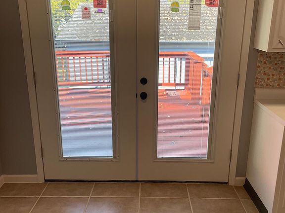 4th image of 110 La Venta Dr