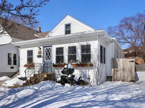 722 40th STREET, Kenosha, WI 53140