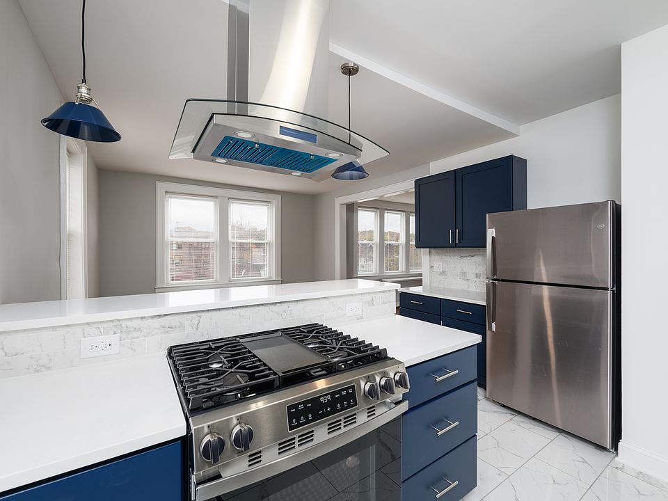 1st image of 45 N Fullerton Ave APT 402