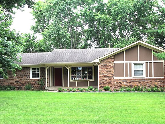 3rd image of 1055 Meridian Meadows Ct