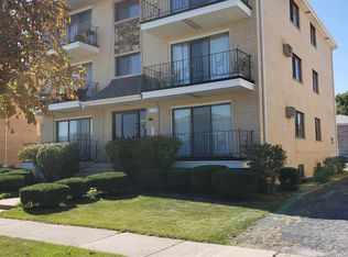 10330 Austin Ave APT 1N, Chicago Ridge, IL 60415