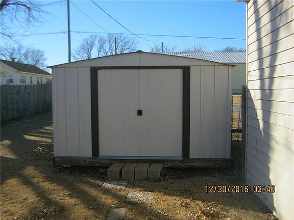 3rd image of 307 S Jefferson Ave