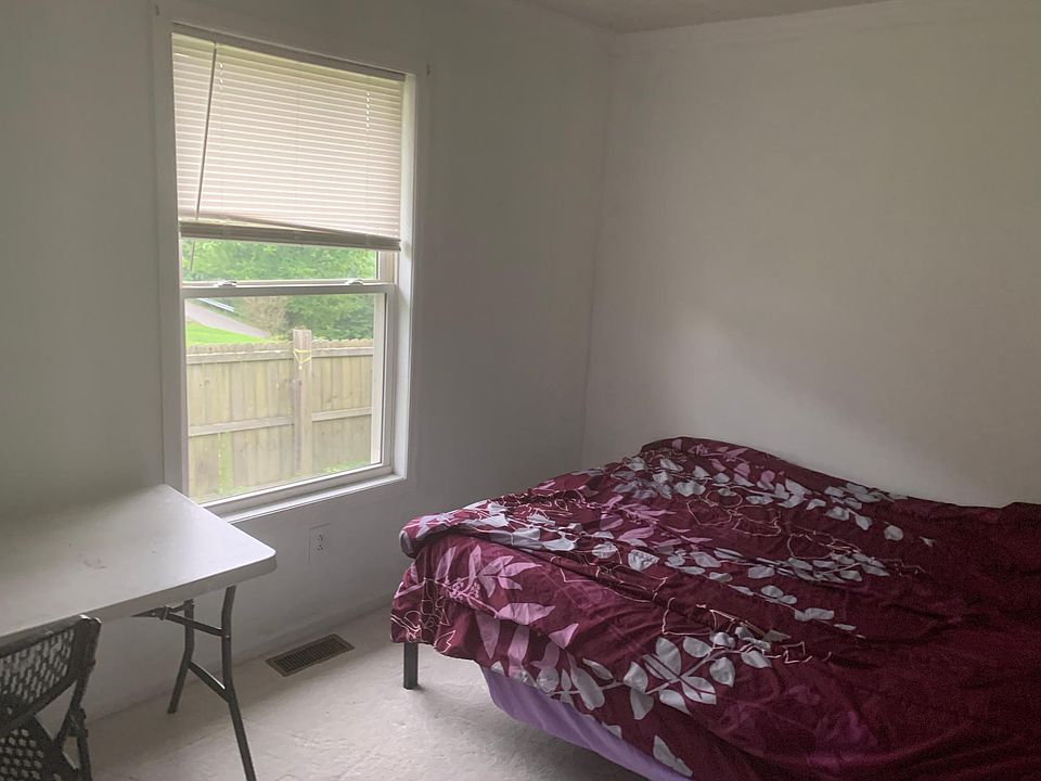 1st image of 350 Mary Drew Dr