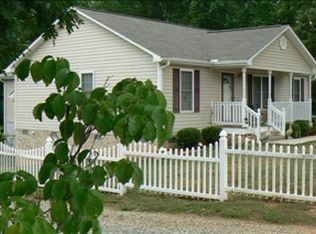 2121 Olive Dr, Reidsville, NC 27320